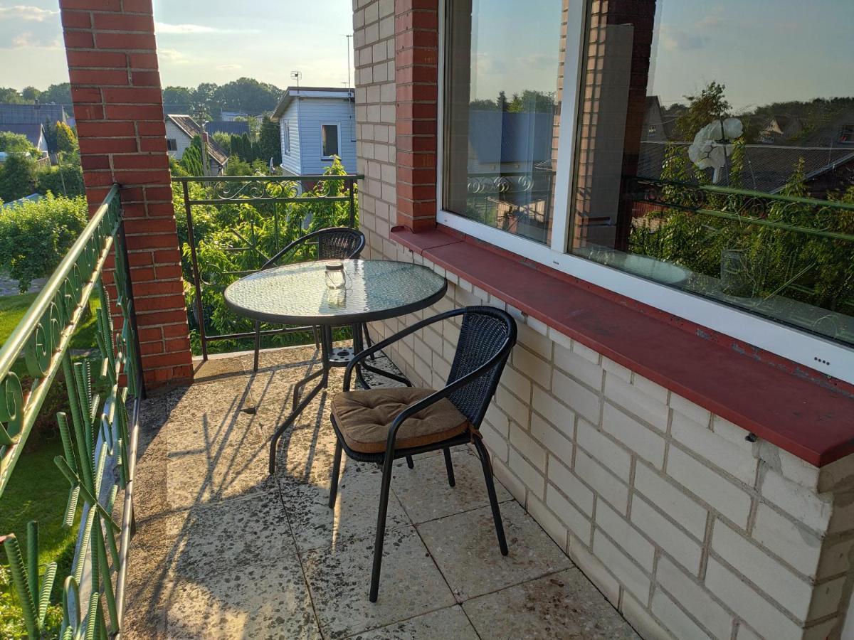 Spacious & Cozy Apartment With Forest View Zapyskis Kültér fotó